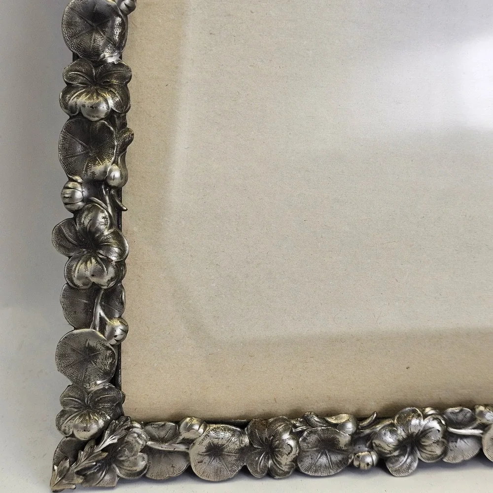 VTG Silver Plated Floral Picture Frame 8x10 Ornate Antique Style Ornate Border